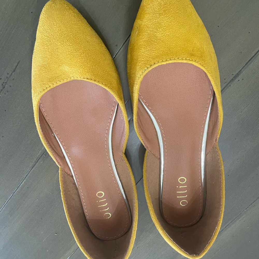 Ollio Women's Yellow Flats